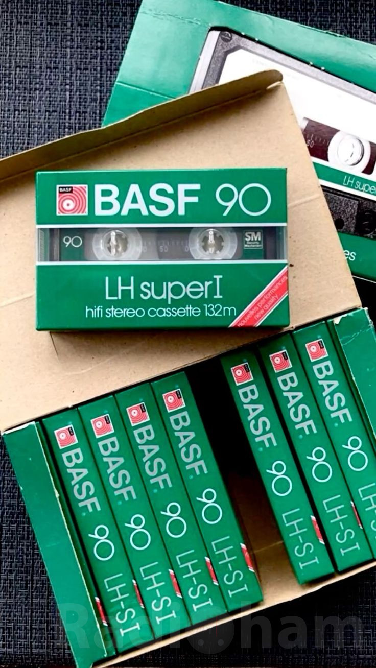 Немецкие аудиокассеты BASF 90 LH